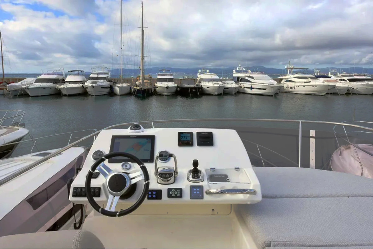 2020 Prestige 420 Fly for charter (photo 4)