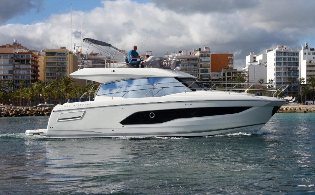 2020 Prestige 420 Fly for charter (photo 3)