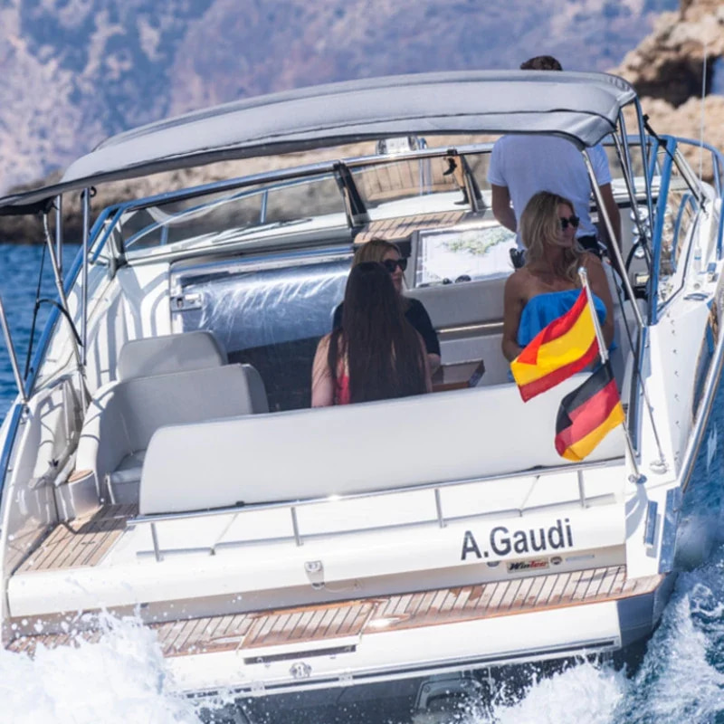 2014 Windy 31 Zonda for charter (photo 3)