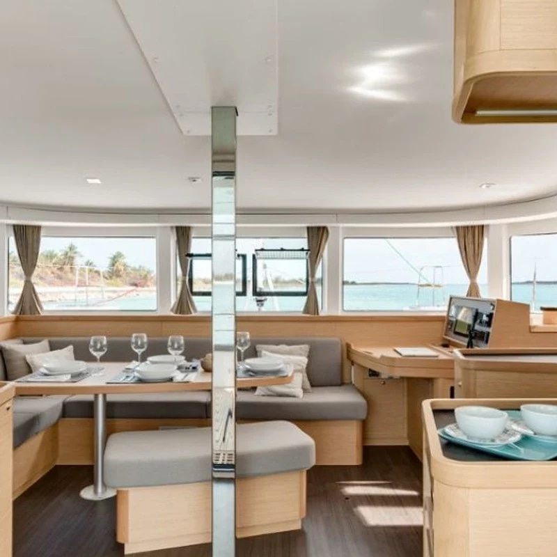 2019 Lagoon 42 à louer (photo 4)