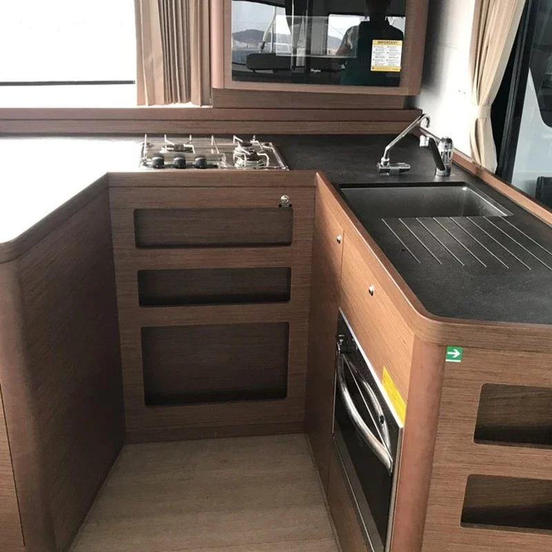 2019 Lagoon 42 à louer (photo 6)