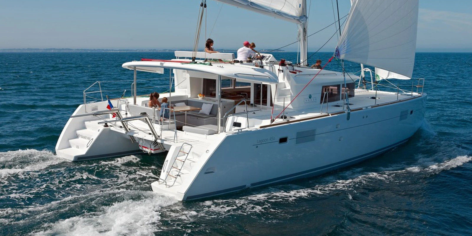 2015 Lagoon 450 te huur (photo 2)