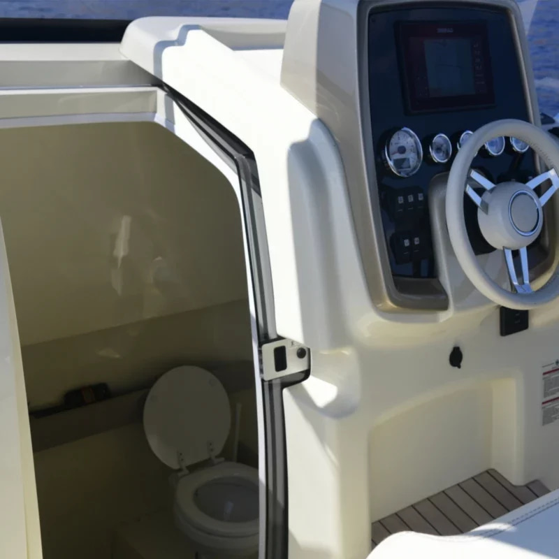 2020 Invictus Yacht 280 SX en alquiler (photo 4)