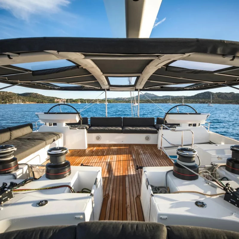 2017 Lagoon 620 for charter (photo 6)
