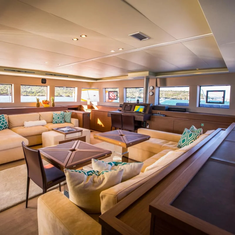 2017 Lagoon 620 for charter (photo 12)