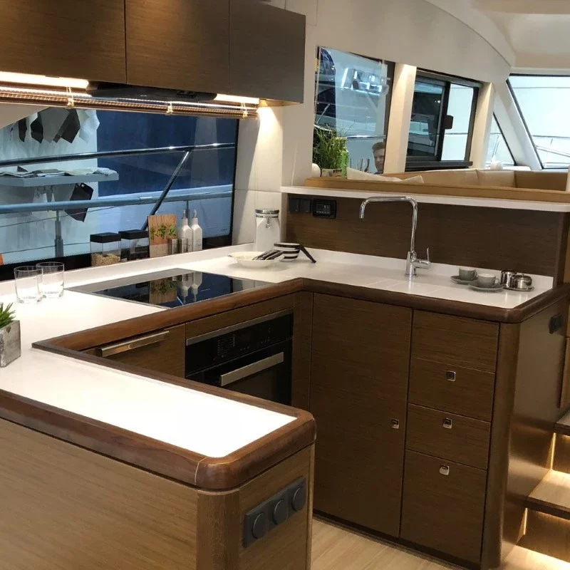 2018 Bavaria R55 Fly for charter (photo 8)