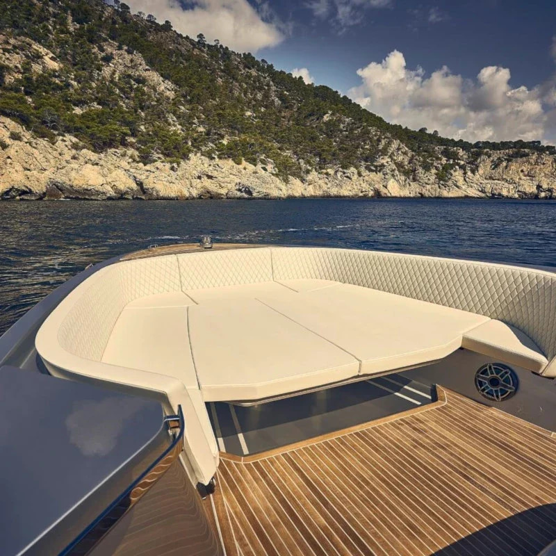 2022 Frauscher Boats 1414 Demon Air en alquiler (photo 3)
