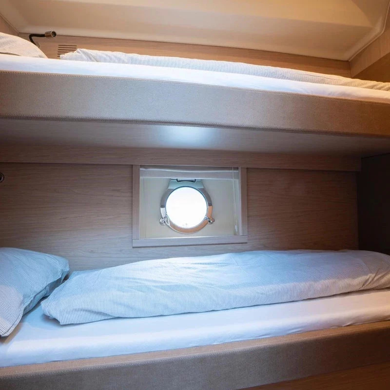 2019 Beneteau Monte Carlo 5 na czarter (photo 7)