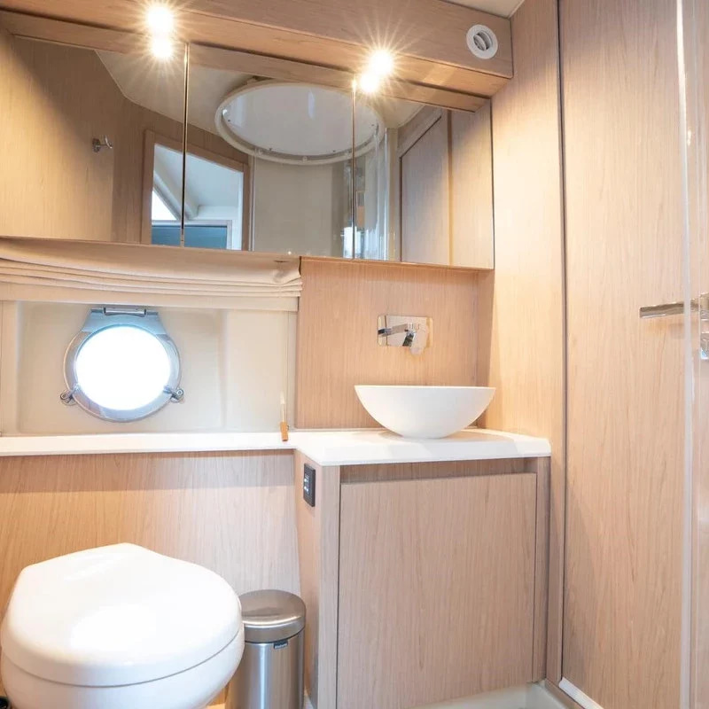 2019 Beneteau Monte Carlo 5 na czarter (photo 9)