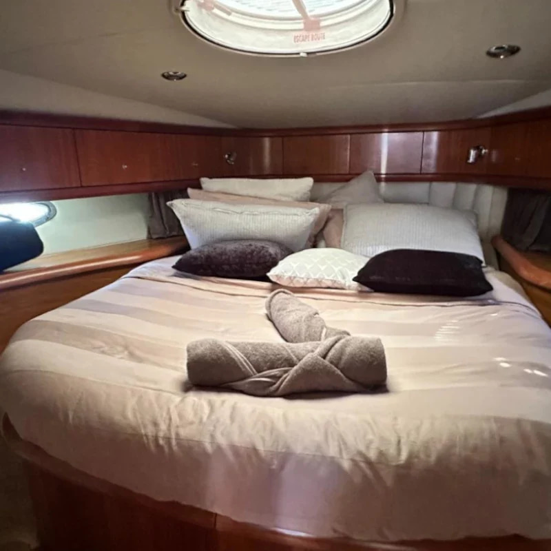 2003 Sunseeker Camargue 50 na czarter (photo 4)