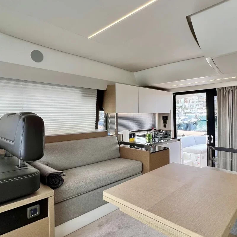 2021 Prestige 460 te huur (photo 8)