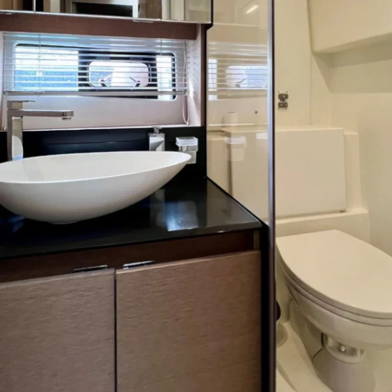 2021 Prestige 460 te huur (photo 9)