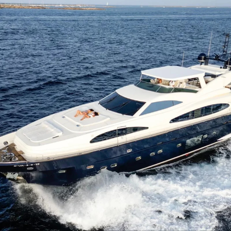 2007 Astondoa GLX 102 te huur (photo 2)