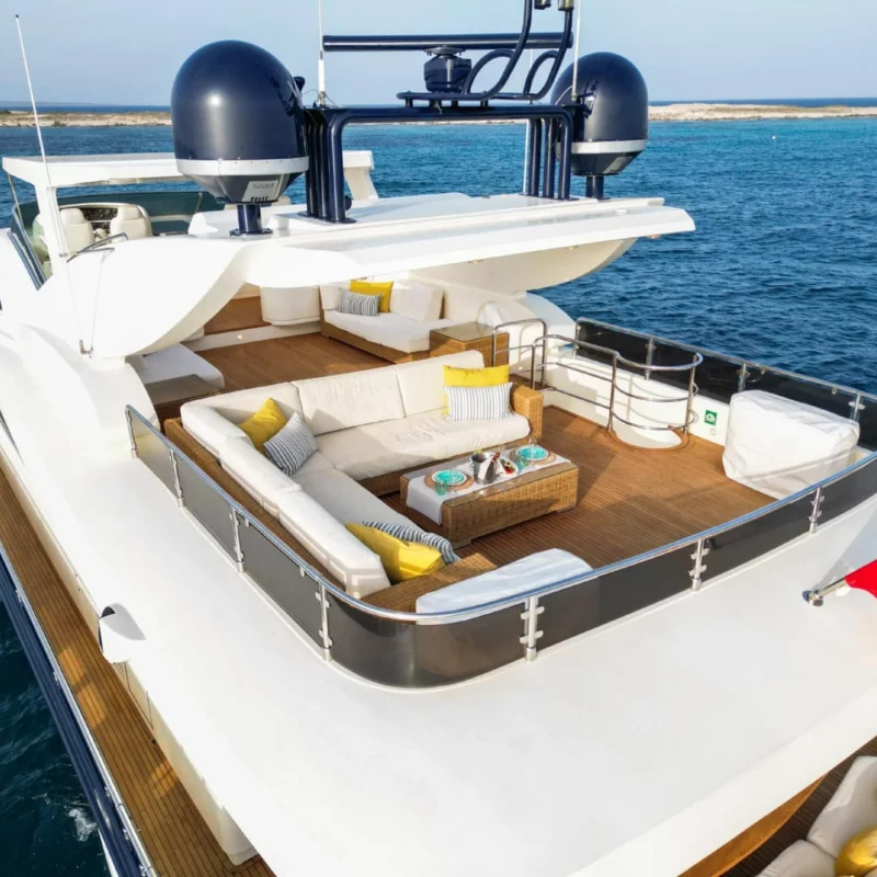 2007 Astondoa GLX 102 te huur (photo 14)