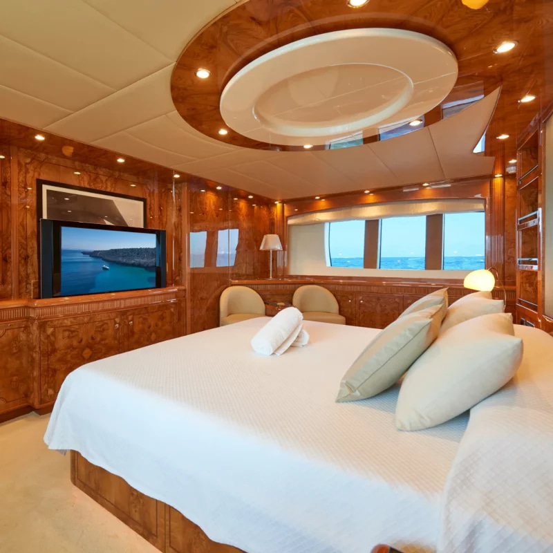2007 Astondoa GLX 102 te huur (photo 31)