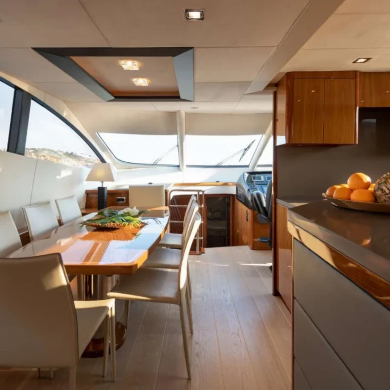 2010 Sunseeker Manhattan 70 for charter (photo 6)