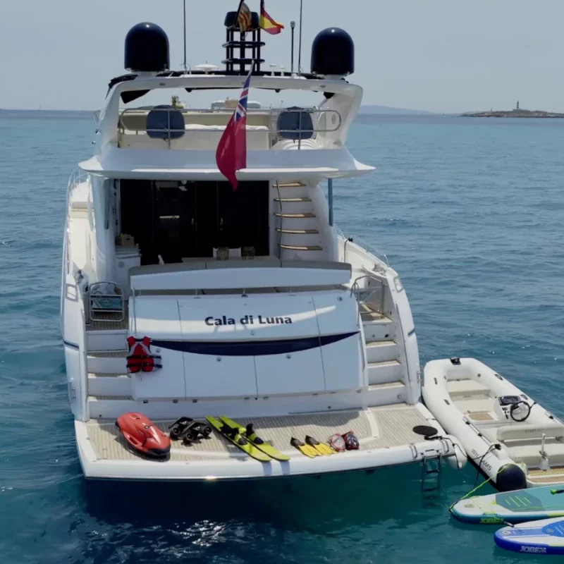2010 Sunseeker Manhattan 70 for charter (photo 7)