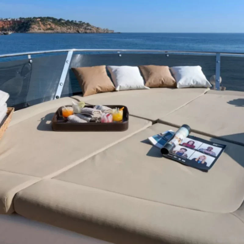 2010 Sunseeker Manhattan 70 for charter (photo 16)