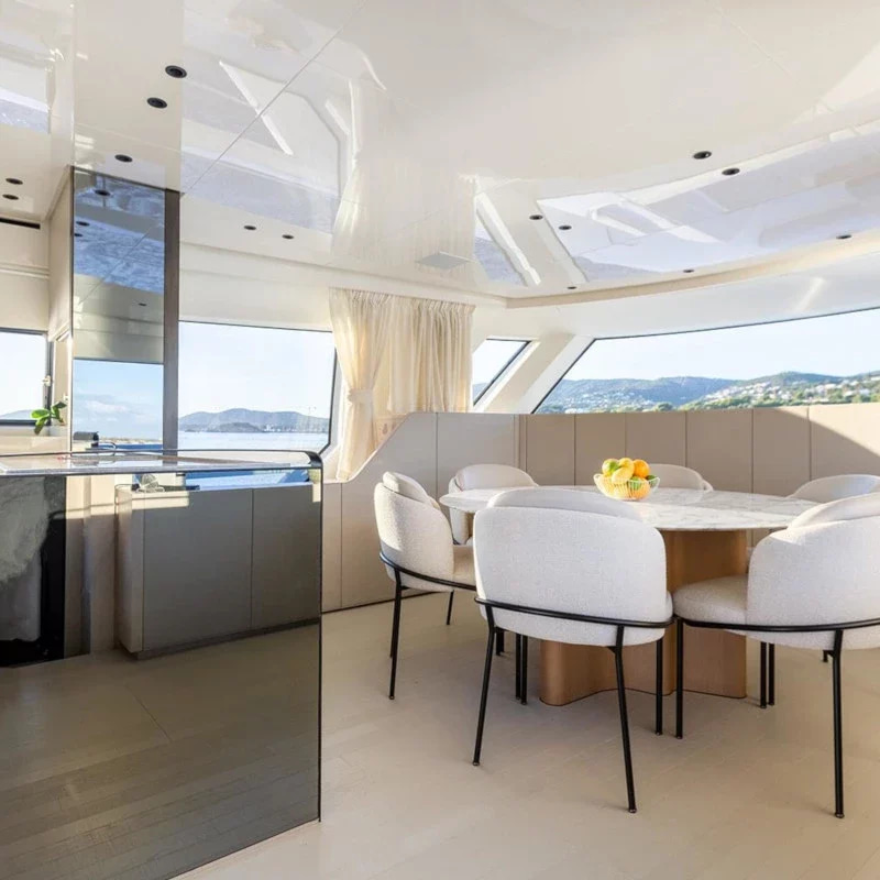 2019 Sanlorenzo SX76 for charter (photo 6)