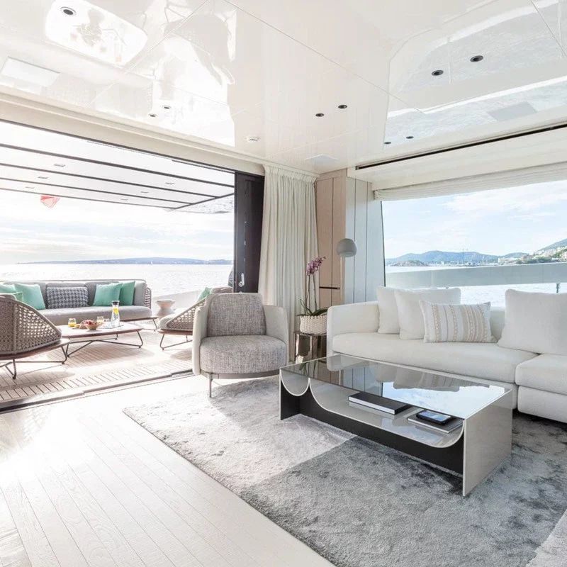 2019 Sanlorenzo SX76 for charter (photo 15)
