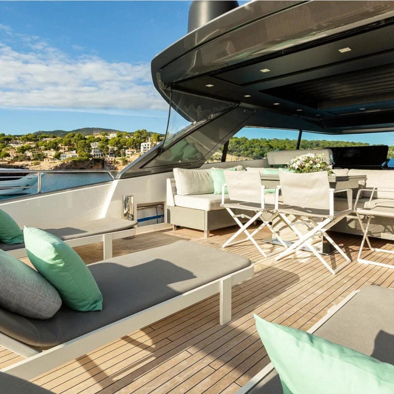 2019 Sanlorenzo SX76 for charter (photo 17)