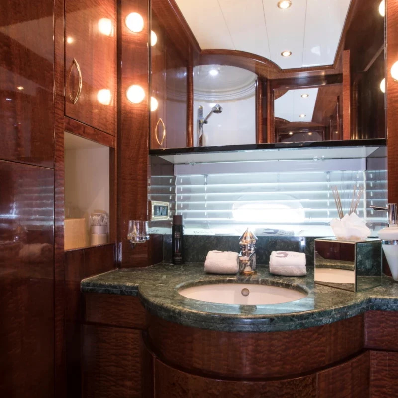 1997 Mochi Craft 90 en alquiler (photo 12)