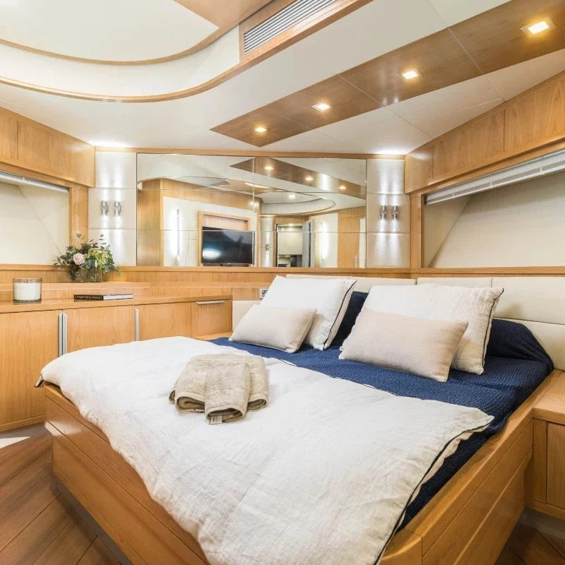 2010 Rodman Muse 74 na czarter (photo 8)