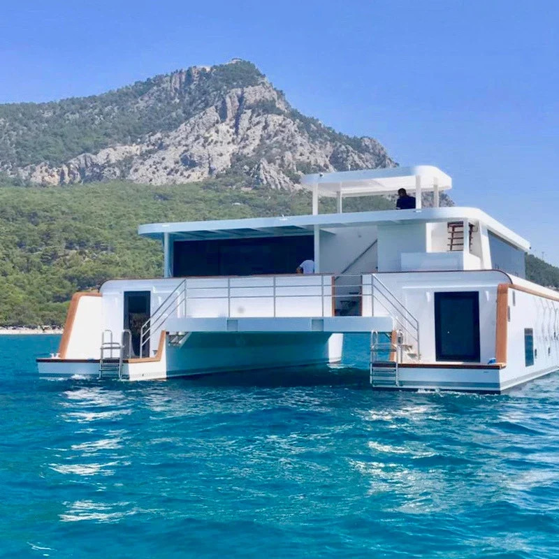 2020 Ocean Yachts Ocean Beast 65 a noleggio (photo 1)