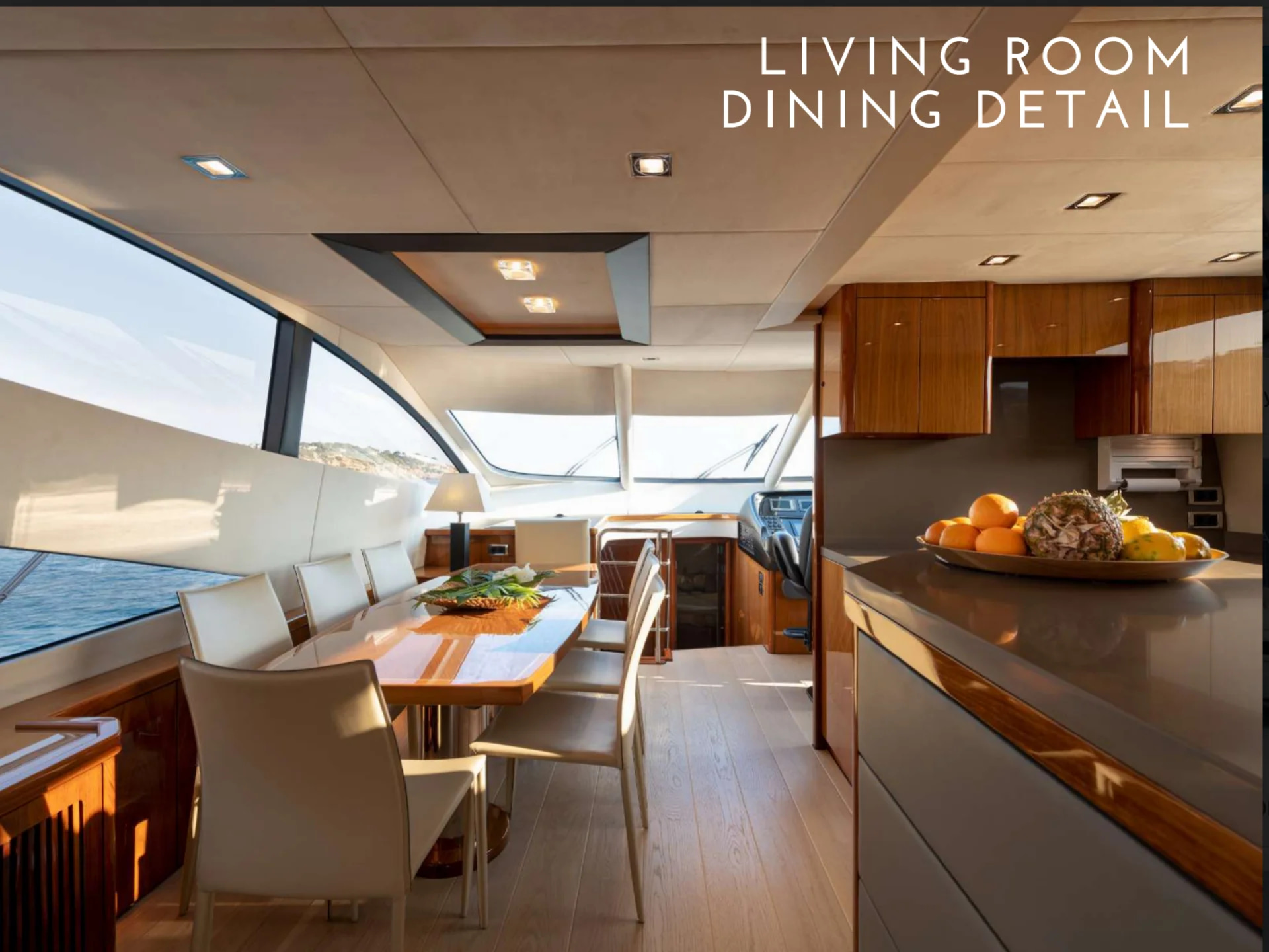 2010 Sunseeker Manhattan 70 na czarter (photo 21)
