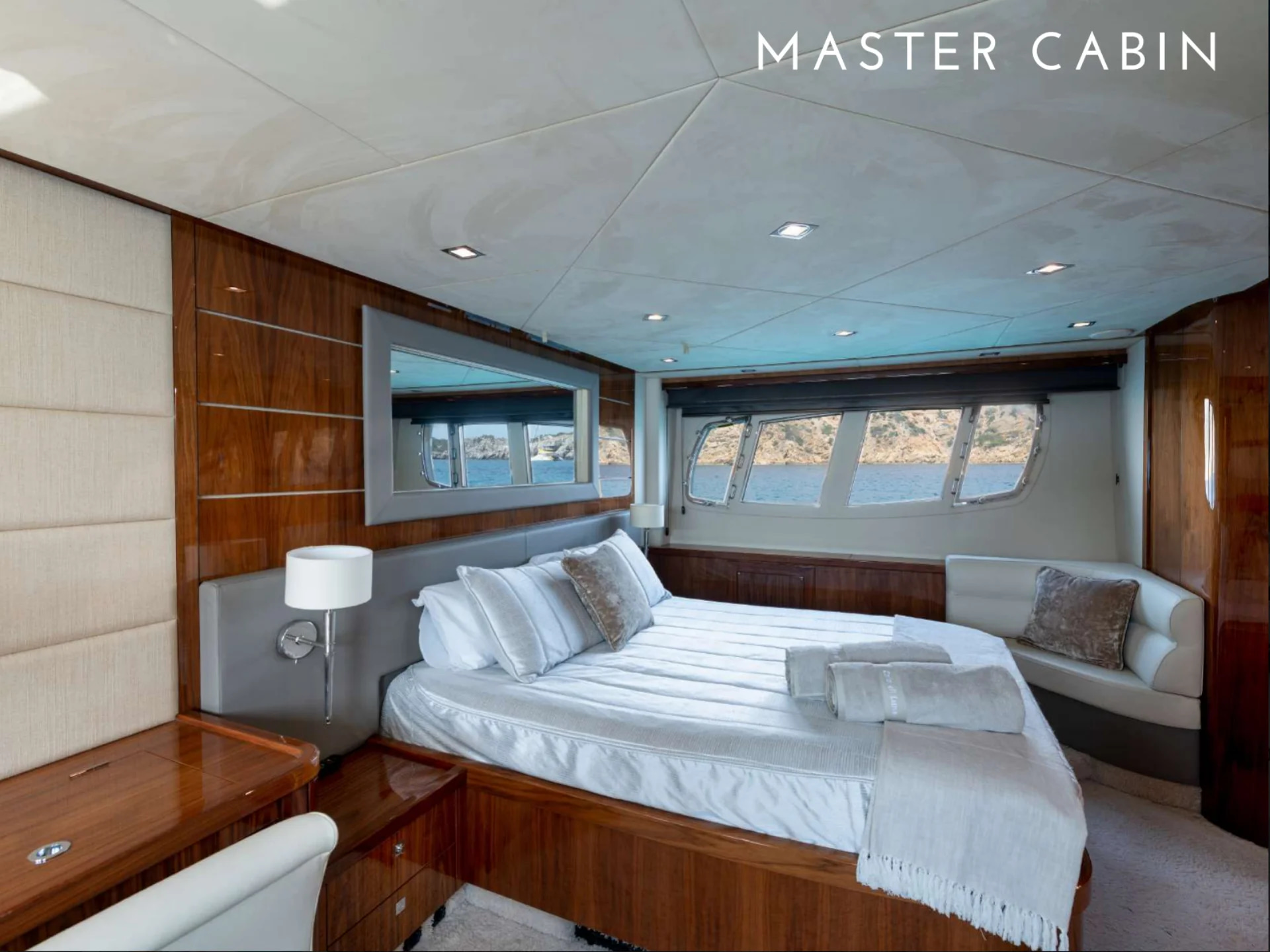 2010 Sunseeker Manhattan 70 na czarter (photo 26)
