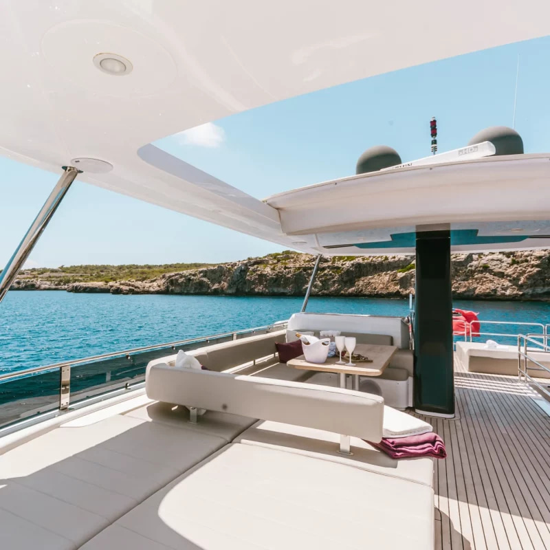 2019 Sirena Yachts 64 a noleggio (photo 26)