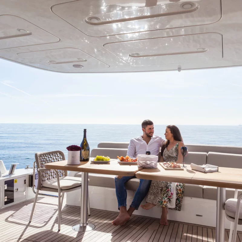 2019 Sirena Yachts 64 a noleggio (photo 35)