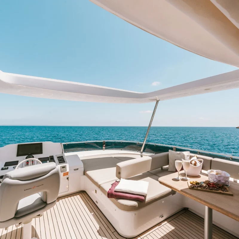 2019 Sirena Yachts 64 a noleggio (photo 36)