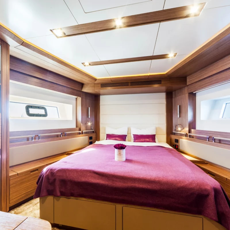 2019 Sirena Yachts 64 a noleggio (photo 39)