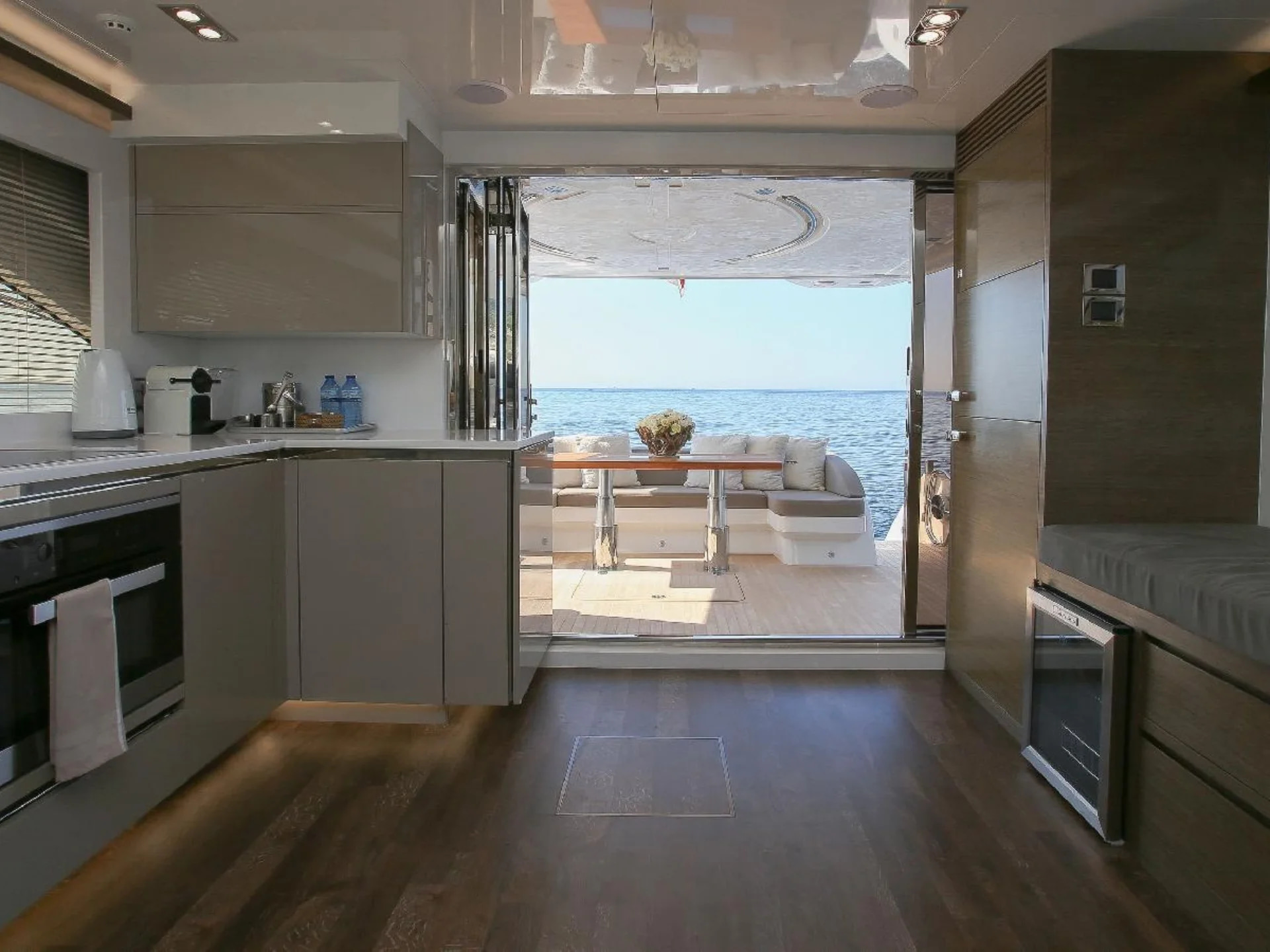 2016 Pearl 65 na czarter (photo 11)