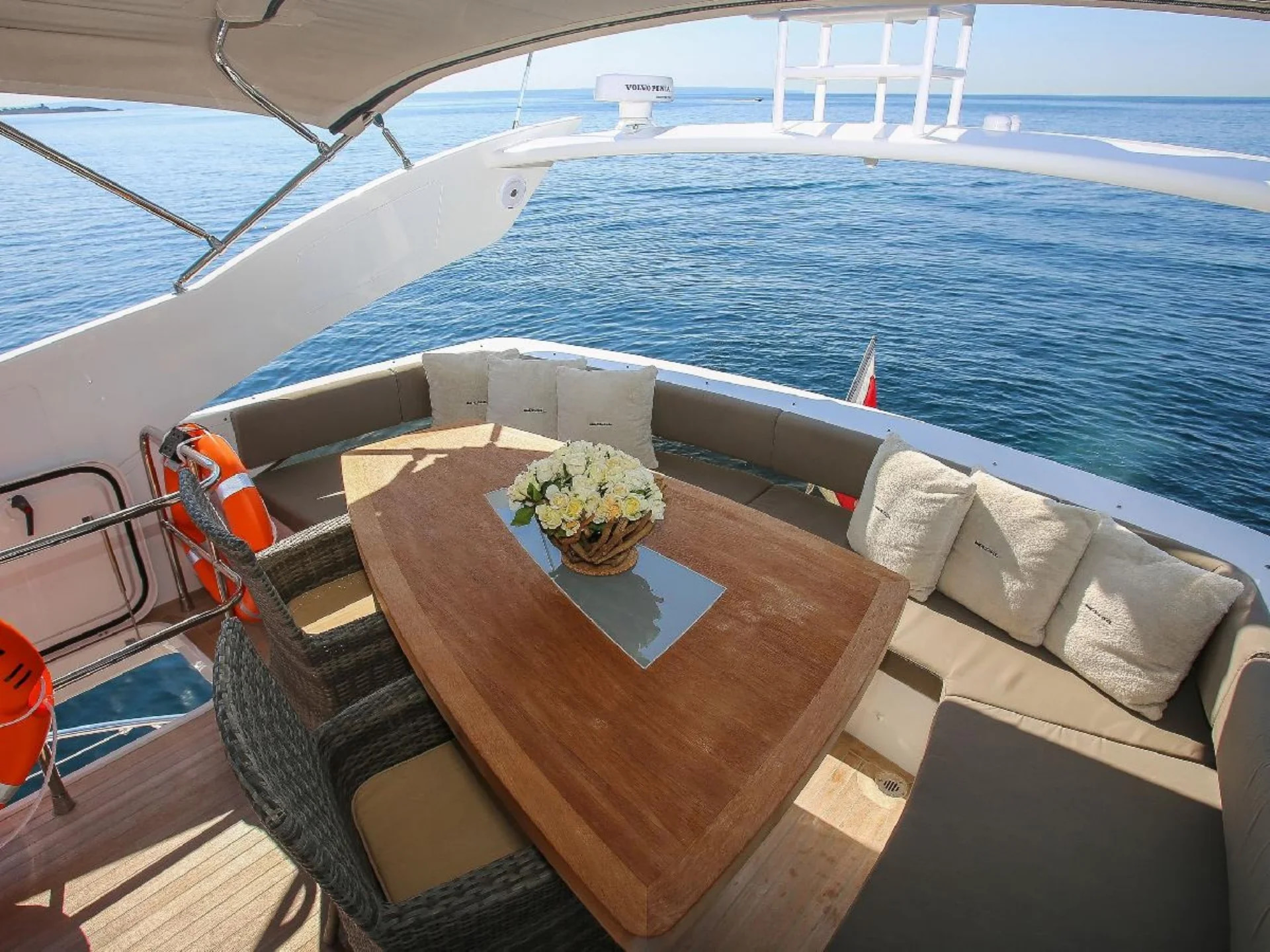 2016 Pearl 65 na czarter (photo 13)
