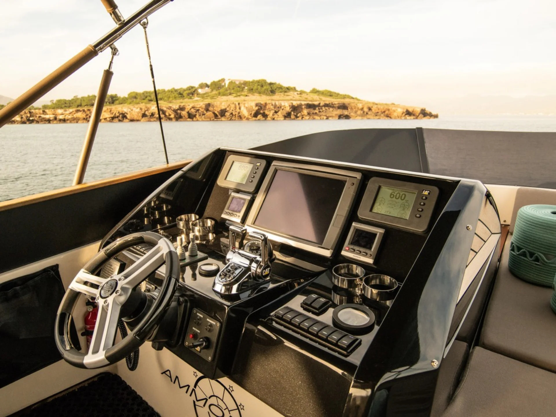 2012 Numarine 24M para fretamento (photo 24)