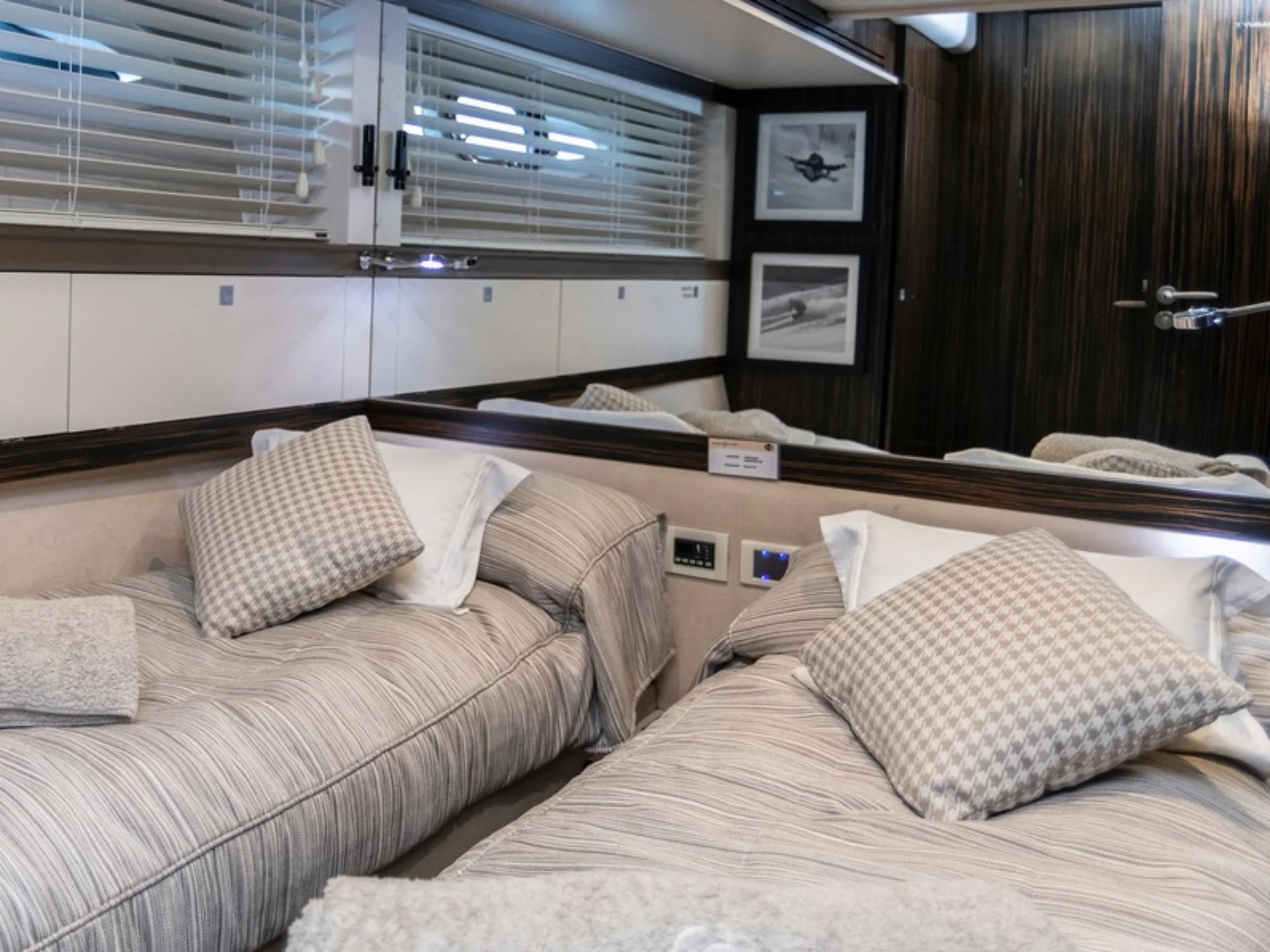 2012 Numarine 24M para fretamento (photo 45)