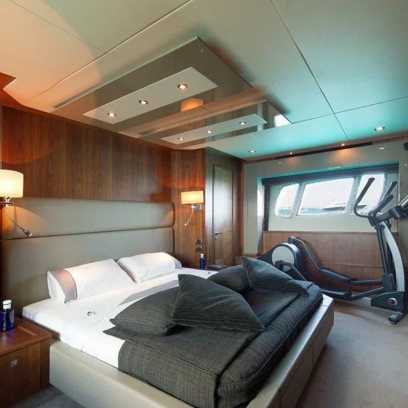 2010 Sunseeker Predator 84 à louer (photo 4)