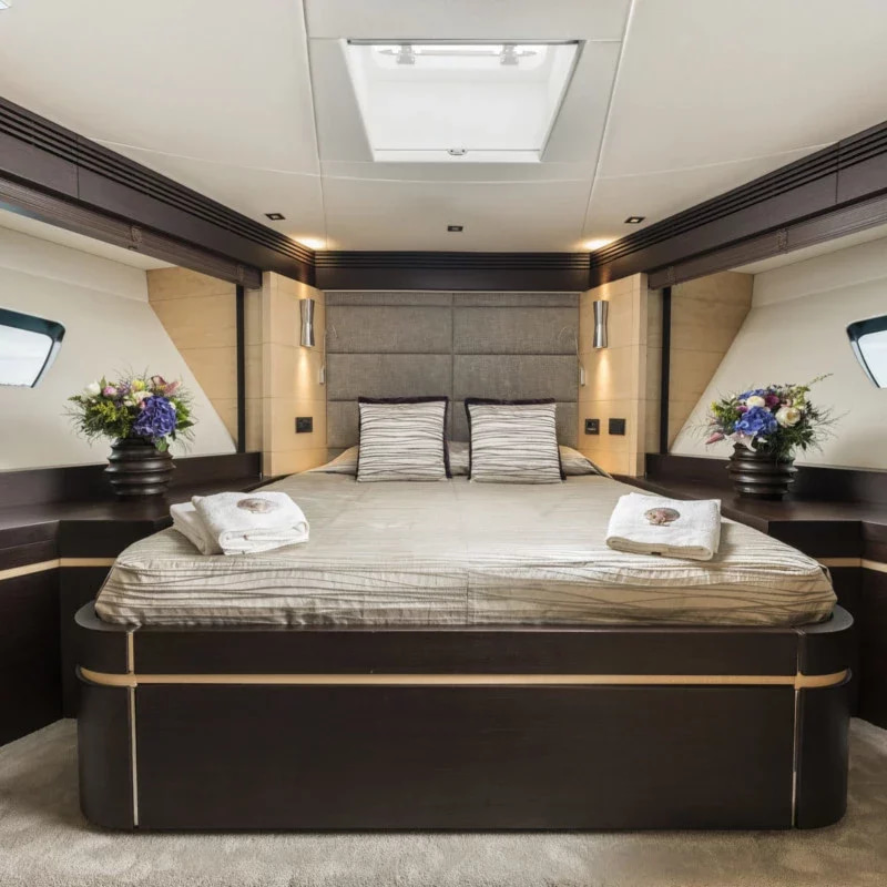2015 Sunseeker Sport 80 à louer (photo 9)