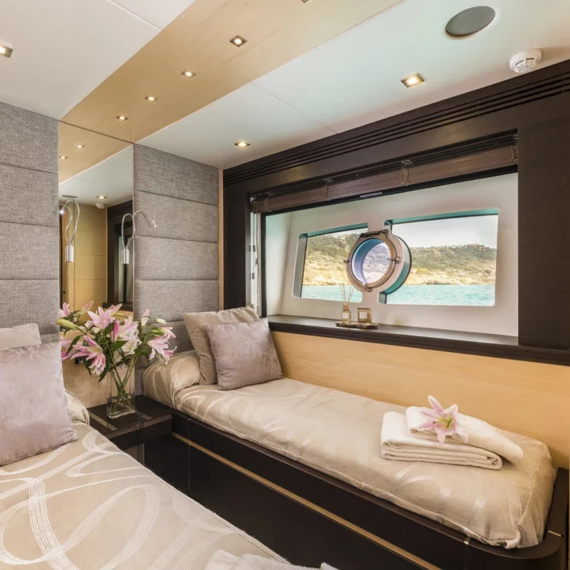 2015 Sunseeker Sport 80 à louer (photo 12)