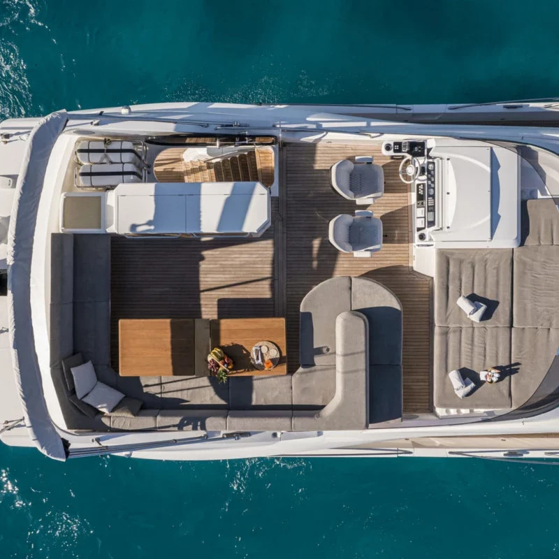 2015 Sunseeker Sport 80 à louer (photo 13)