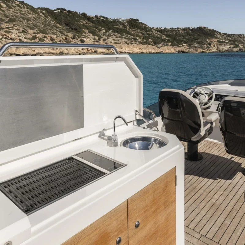 2015 Sunseeker Sport 80 à louer (photo 15)