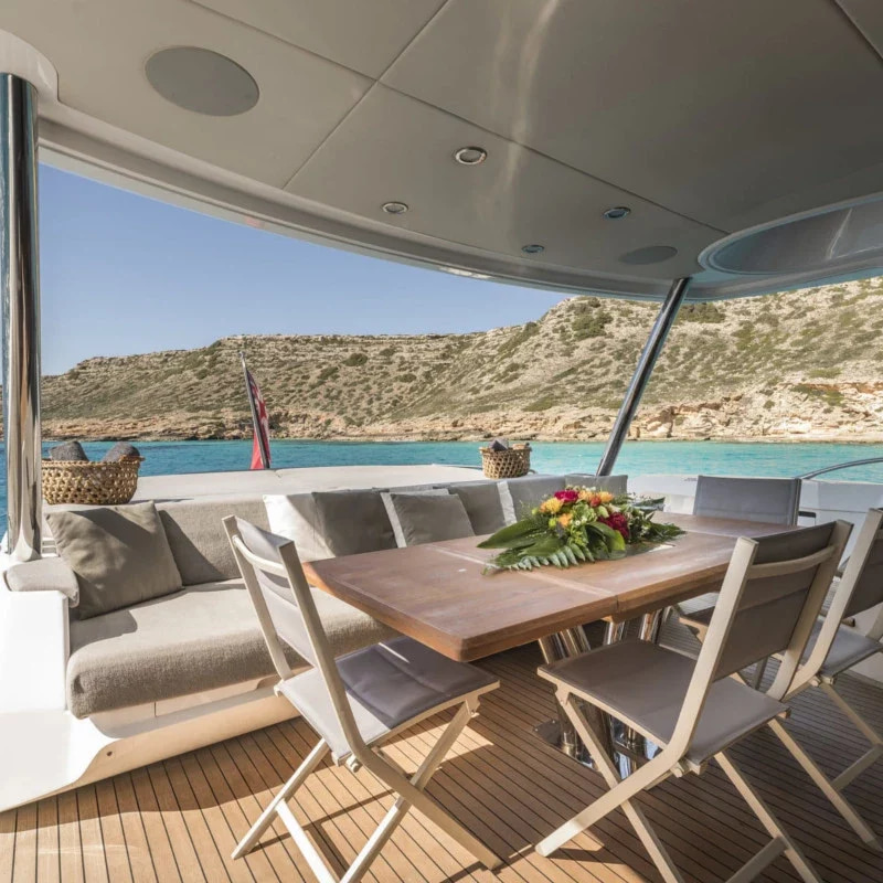 2015 Sunseeker Sport 80 à louer (photo 17)