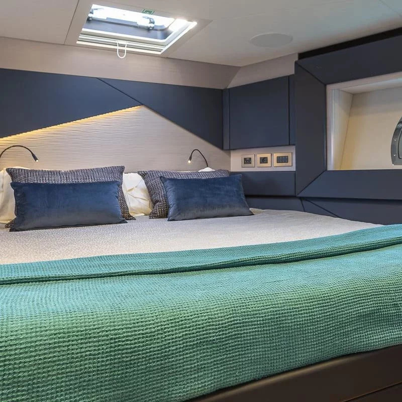 2021 Pershing 7X à louer (photo 8)