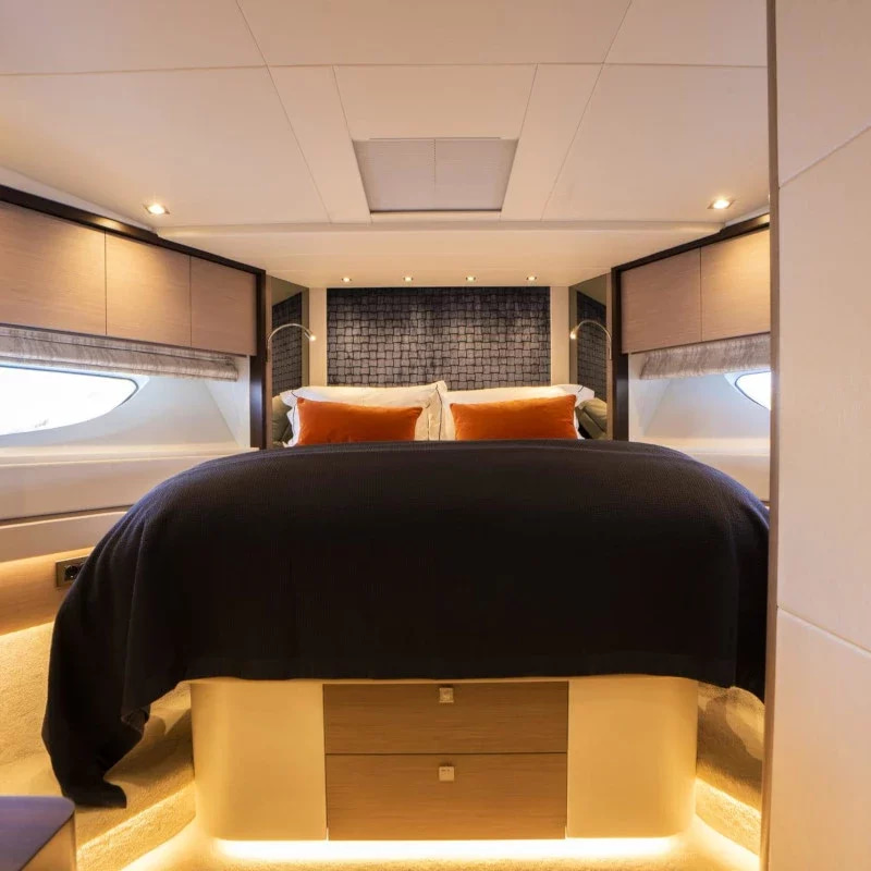 2021 Sunseeker 76 te huur (photo 14)