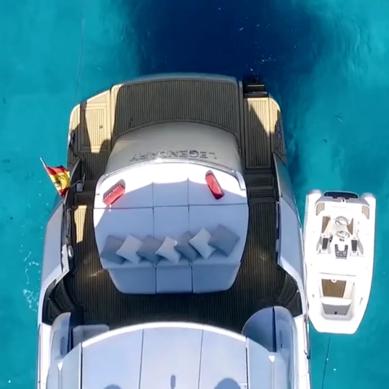 2008 Pershing 72 zu chartern (photo 9)
