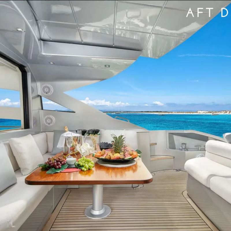 2008 Pershing 72 zu chartern (photo 13)