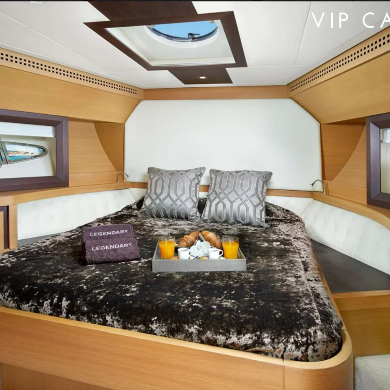 2008 Pershing 72 zu chartern (photo 17)