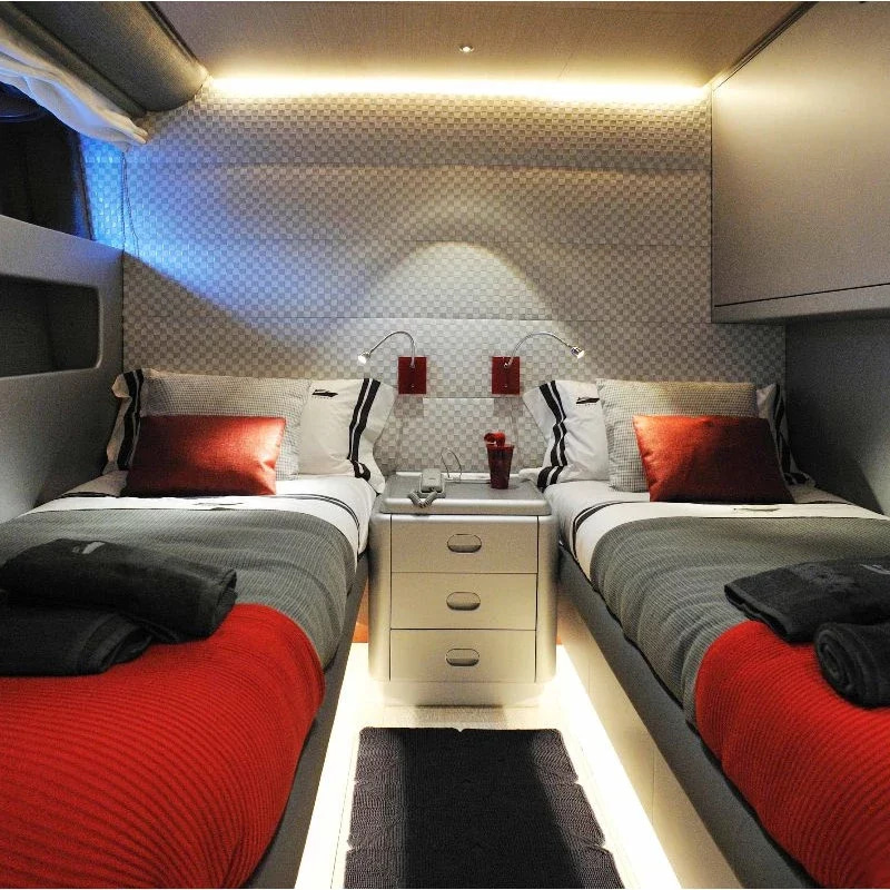 1995 Mondomarine 85 à louer (photo 9)